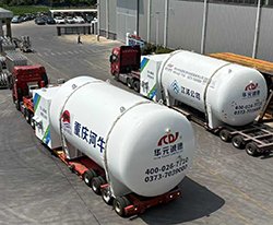 2 sets 80m³ LNG marine fuel tanks were delivered to the customer site